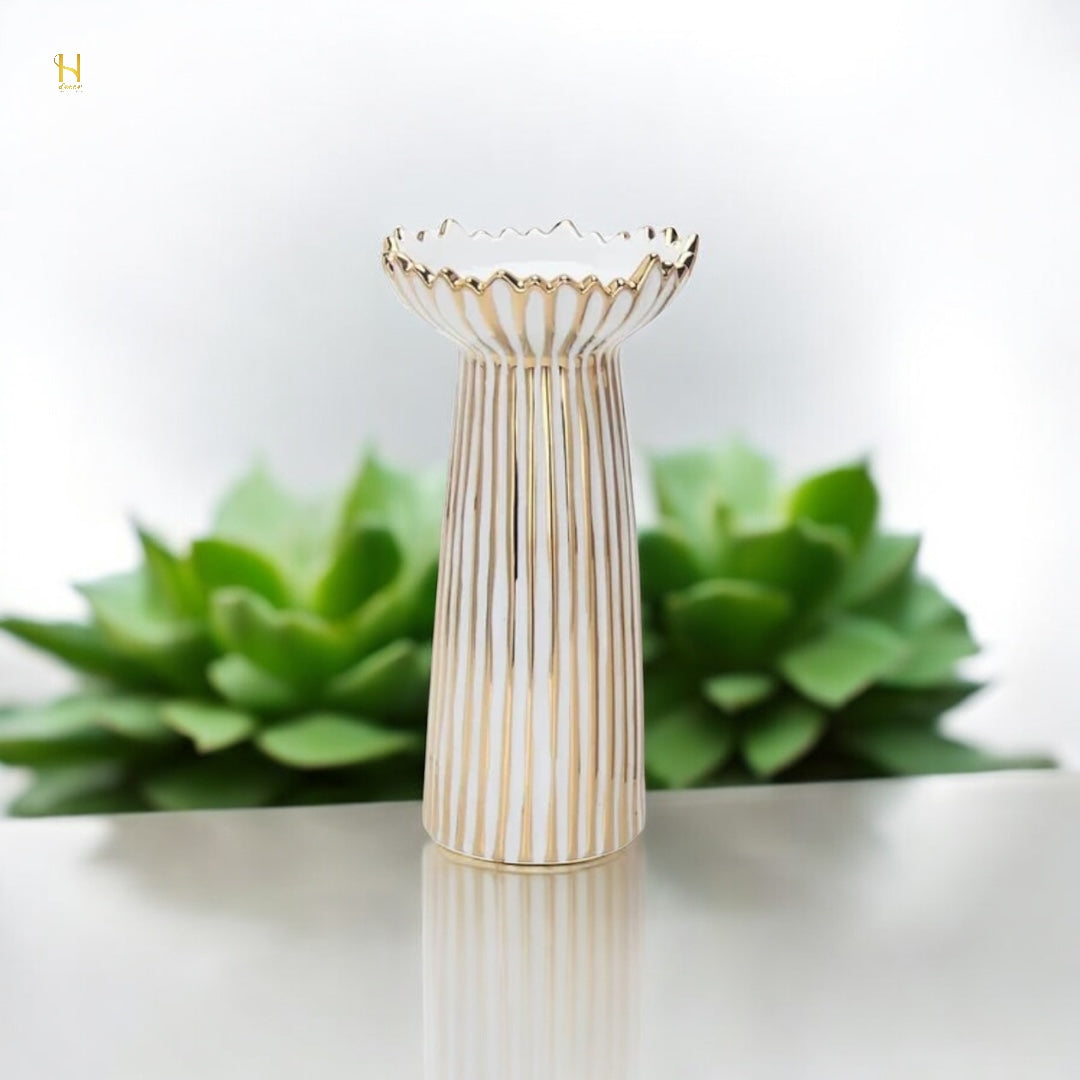 White and Gold Candles stand