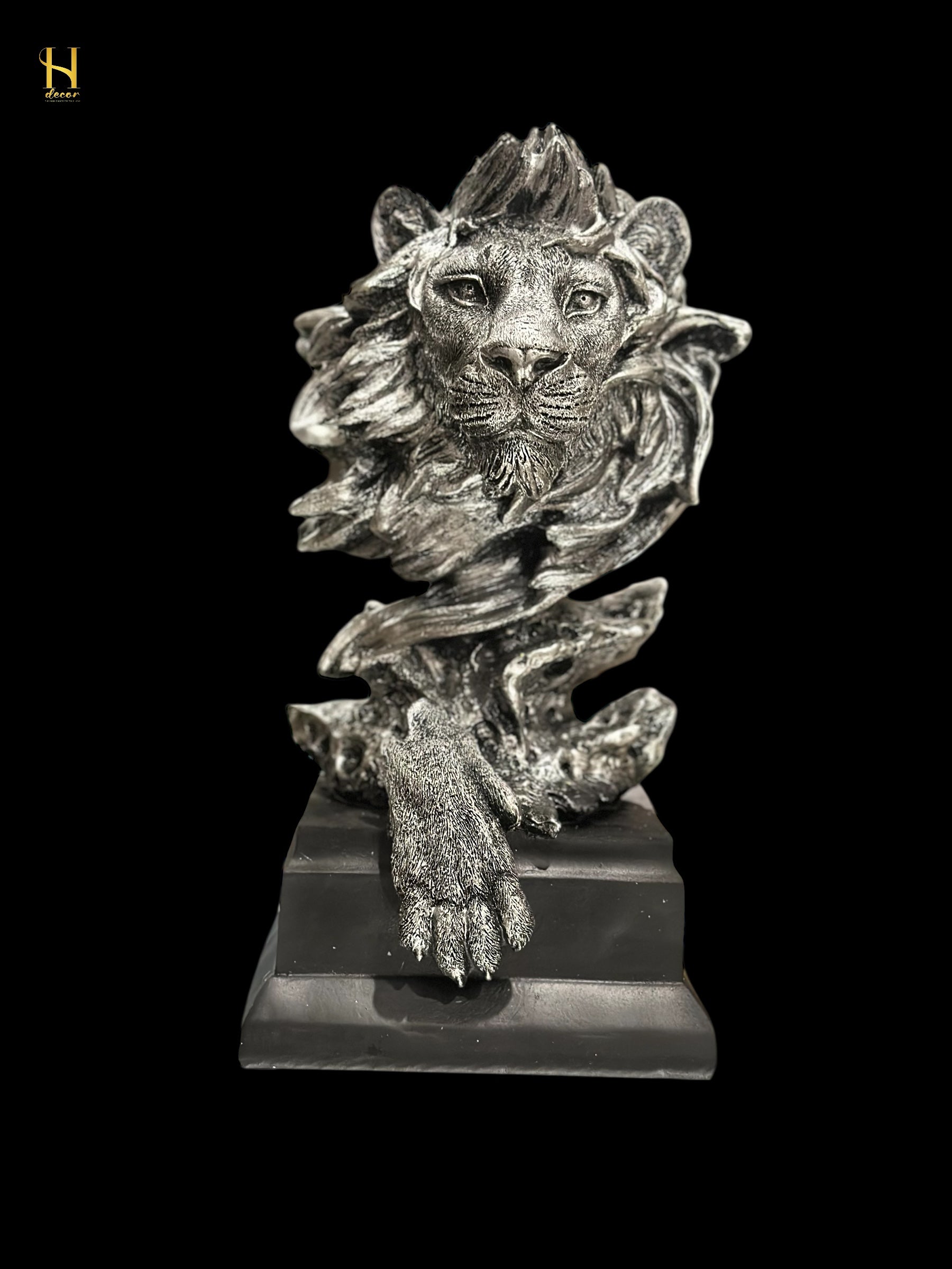 Majestic Lion Head Sculpture