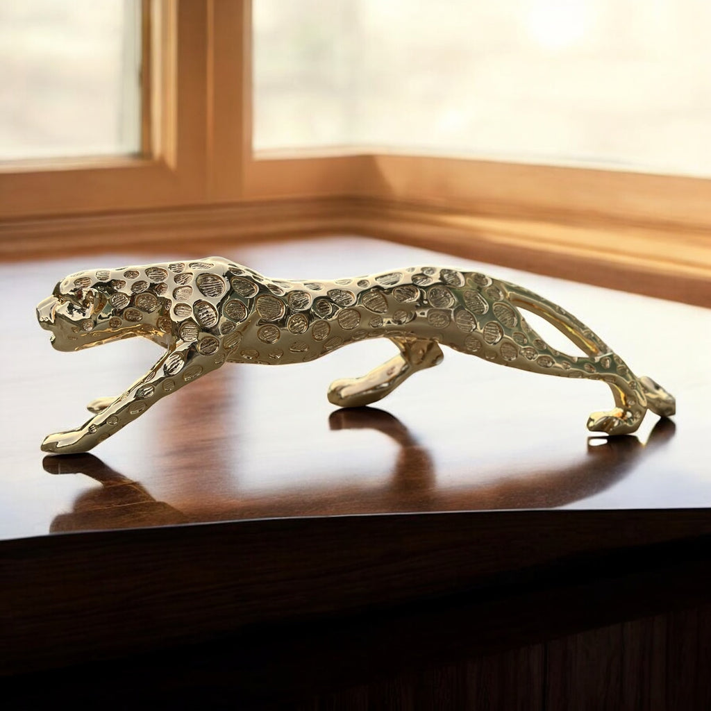 Pure Gold Jaguar Statue – Majestic Luxury Decorative Piece for Home & Office