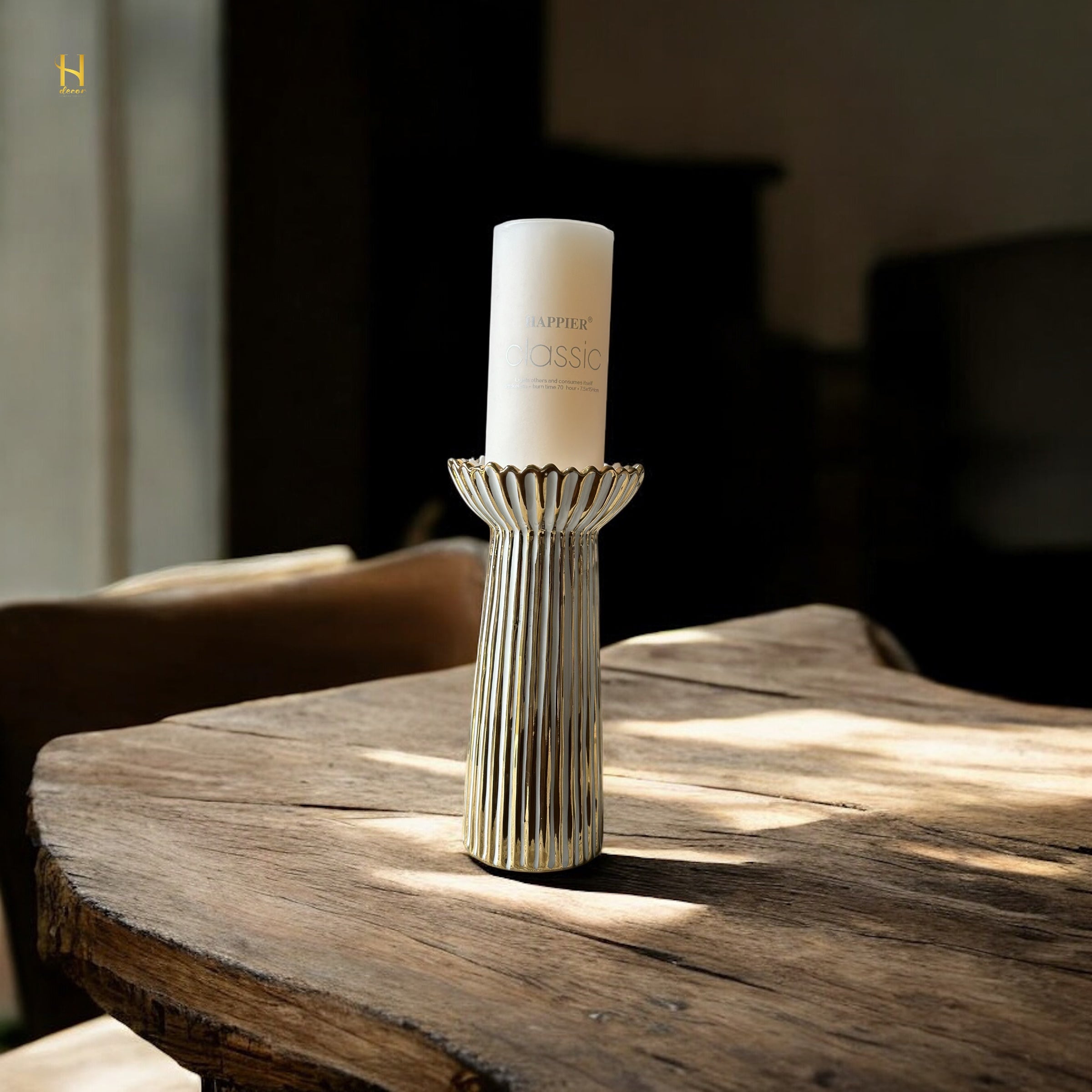White and Gold Candles stand